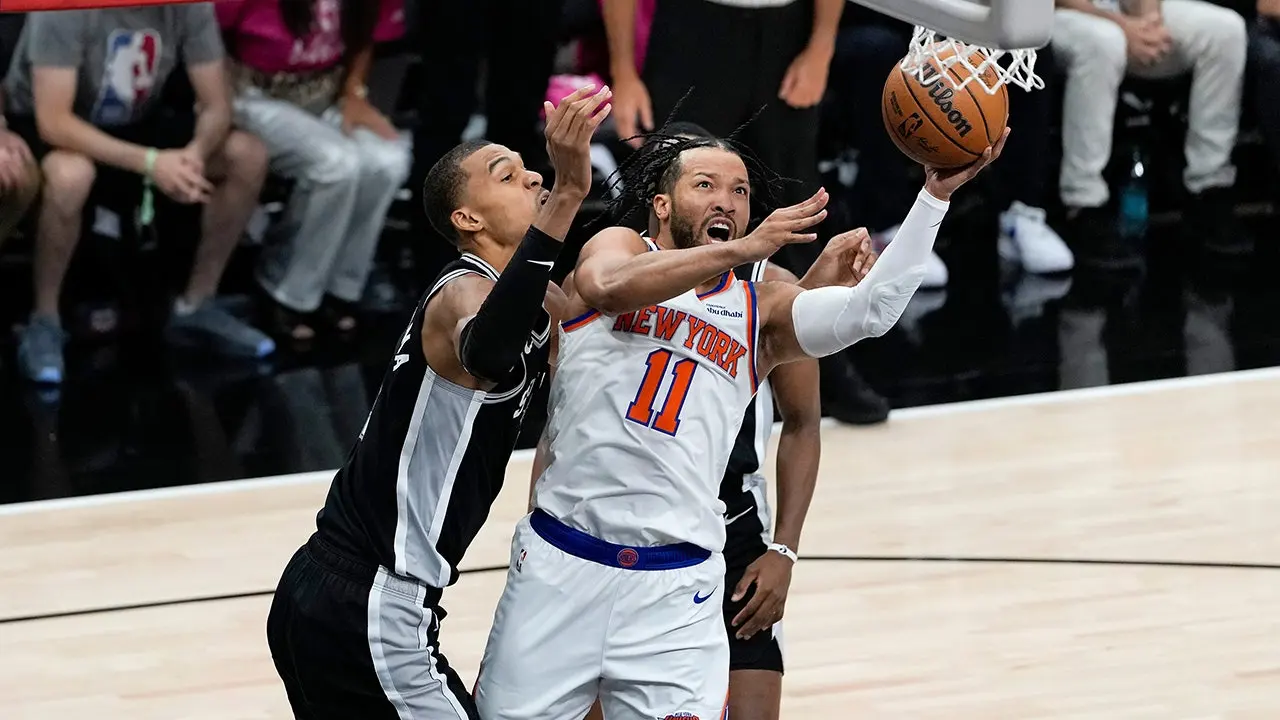 Spurs anticipated to recover in Game 2 against Knicks after losing a late advantage in the first game of the series