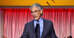 'Star Wars' Director Tony Gilroy Criticizes Team Trump as Traitors While a 'Star Wars' Film Fails at the Box Office