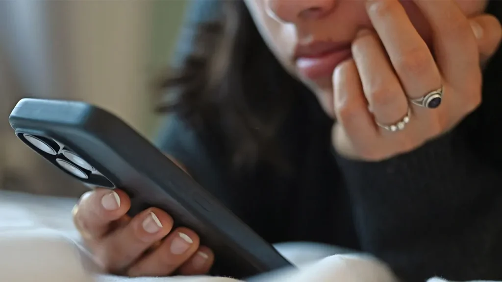 Study suggests iPhone could be responsible for a significant drop in the US birth rate.