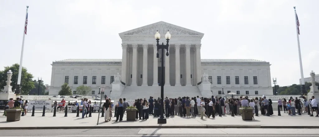 Supreme Court Decides Trump Can Dismiss Executive Officials