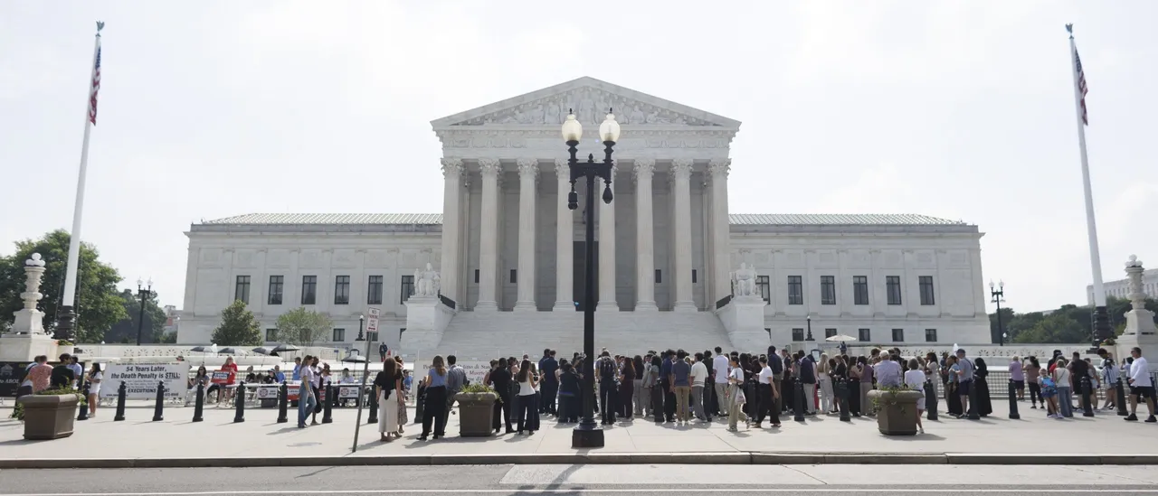 Supreme Court Decides Trump Can Dismiss Executive Officials