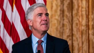 Supreme Court decides Trump has the authority to dismiss FTC commissioners in a 6-3 vote