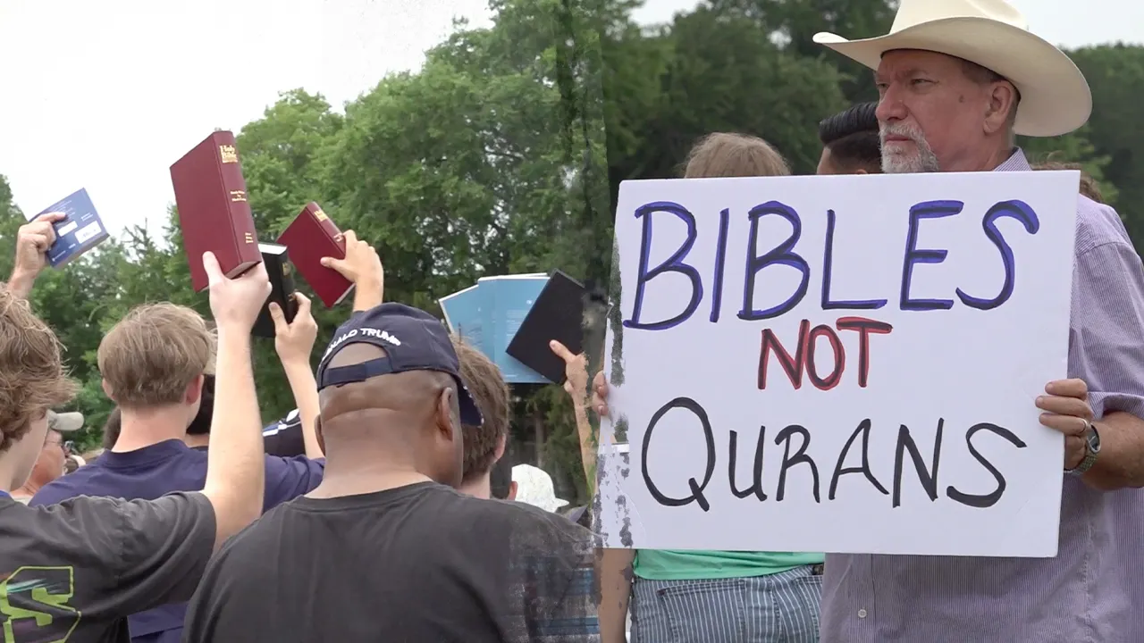 Texas Board of Education endorses a mandatory reading list that includes Bible excerpts