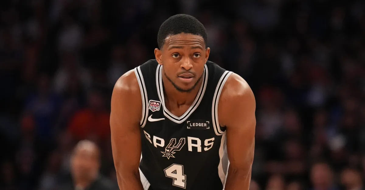 The Spurs' De'Aaron Fox issue has just one effective solution, and it's not to trade him.