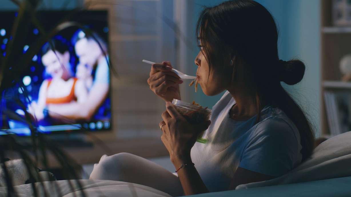 The nighttime eating routine that could disrupt your digestive health