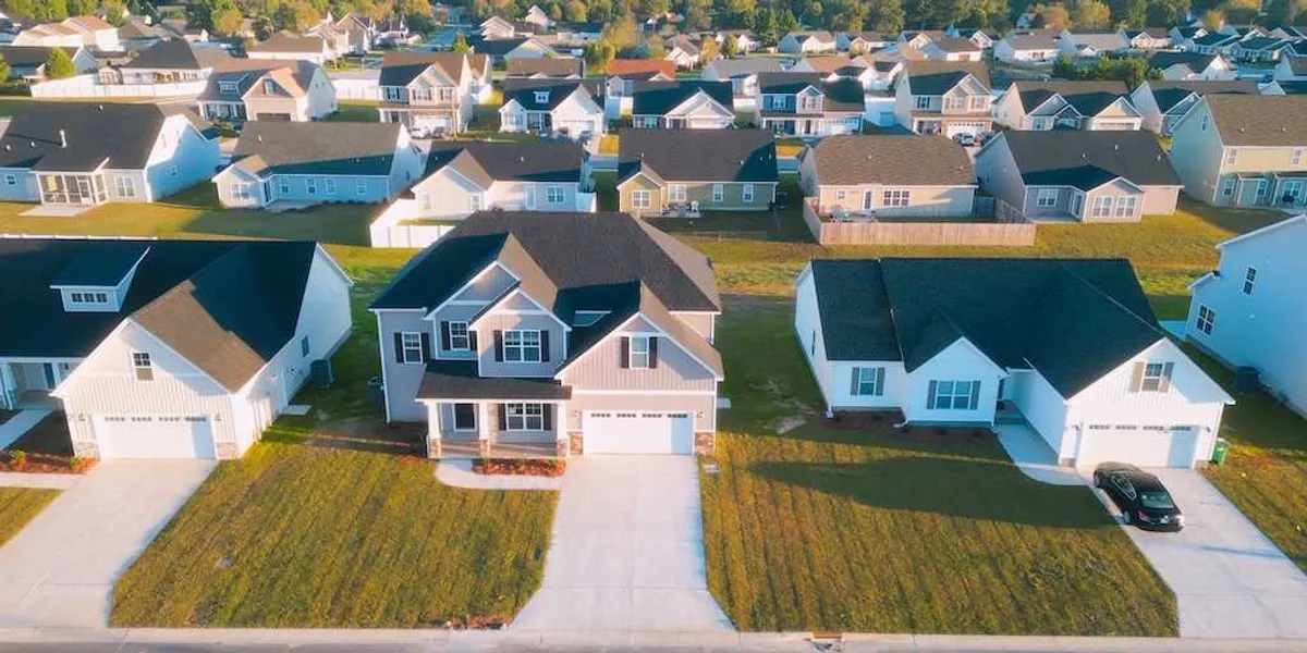 The troublesome housing bill is aimed at red America.