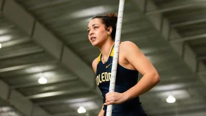 Toledo pole vaulter Eva Moran passes away in a three-car accident in Ohio at the age of 19