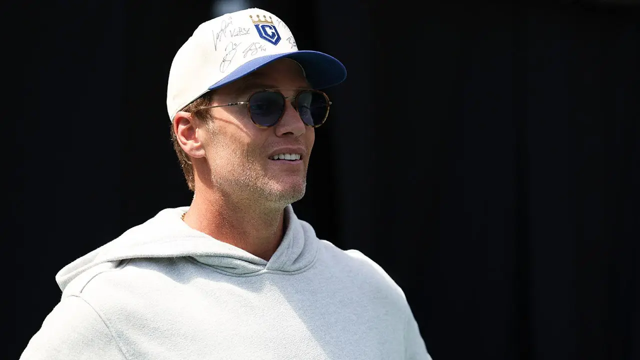 Tom Brady warns Raiders after 3-14 season, calls for better performance