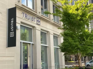 Truist selects Fiserv leader Lyons as its new CEO