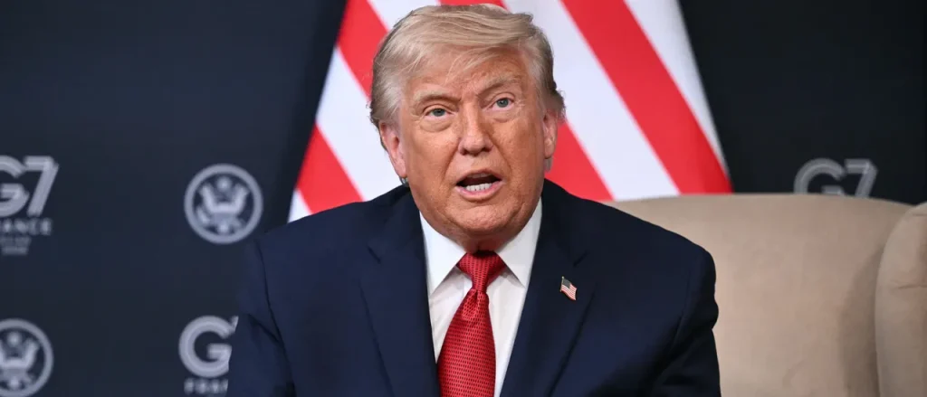 Trump Allegedly Suggests US Might Become 'Guardian Angel' Of Strait Of Hormuz If You Don't Close It