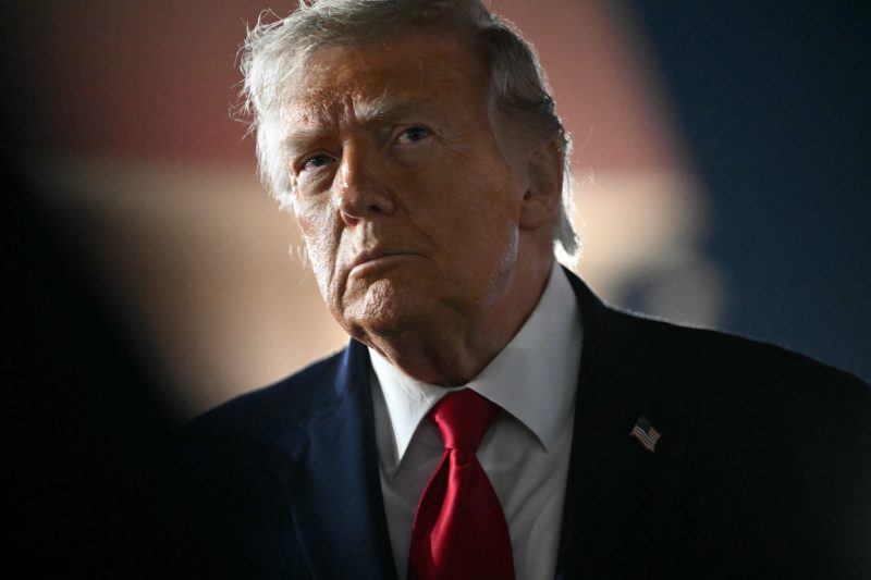 Trump: The U.S. &lsquo;must respond&rsquo; to Iranian attack on Apache helicopter