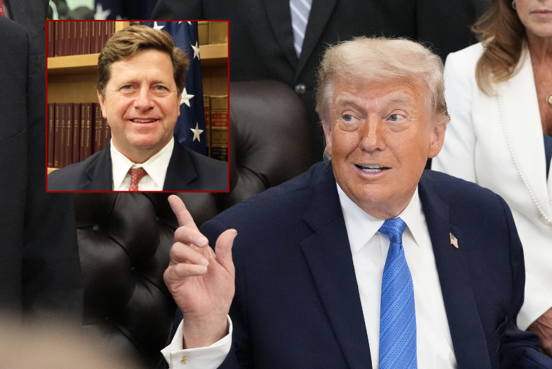 Trump selects Jay Clayton to replace Tulsi Gabbard as DNI