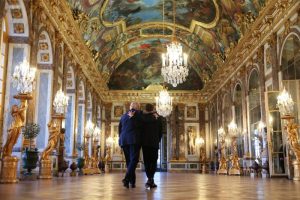 Trump signs Iran agreement in Versailles, 60-day period begins to finalize deal