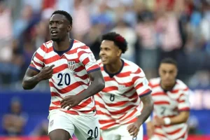USMNT steers clear of another uniform mishap with a design inspired by the flag
