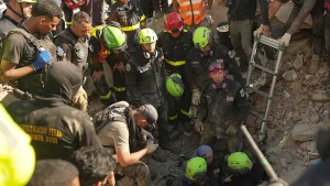 Venezuela's opportunity for earthquake survivors dwindles as almost 50,000 remain unaccounted for