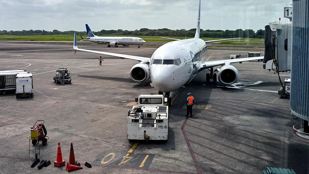 Video of a military veteran and airport worker facing difficulties while walking gains significant donations