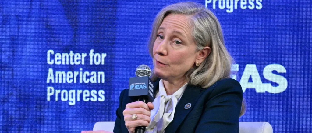 Virginia Court Puts a Hold on Abigail Spanberger’s Semi-Auto Gun Ban