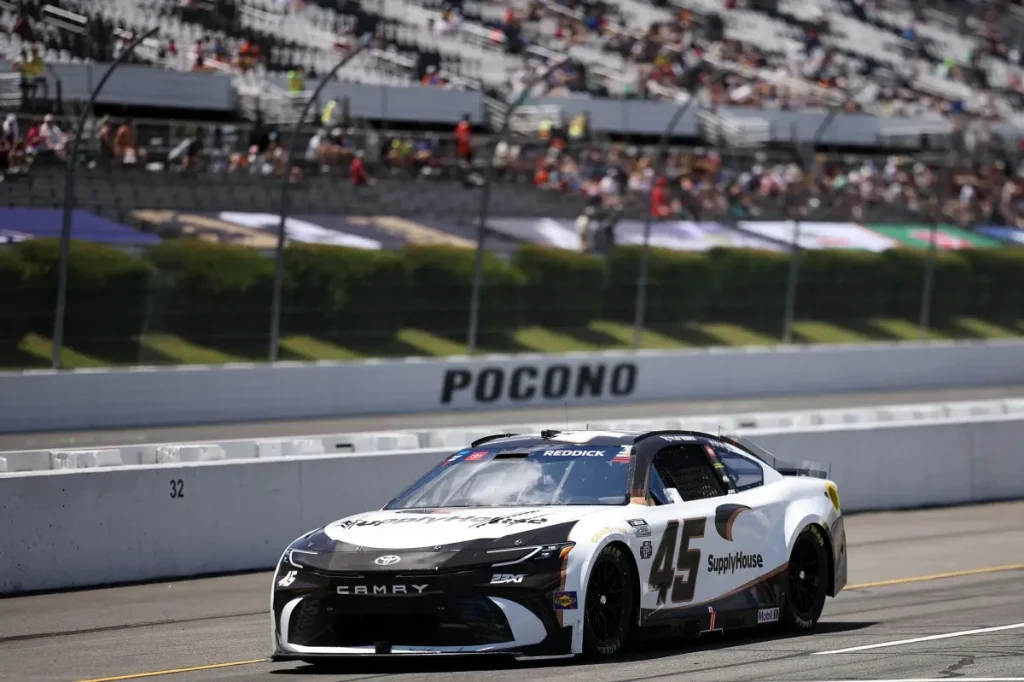 Ways to watch the NASCAR Cup Series at Pocono Raceway live without cost