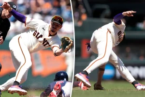 Willy Adames exits the game against the Braves due to back spasms.