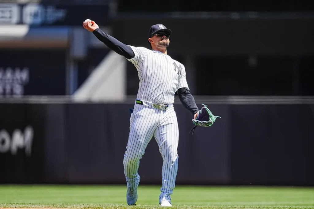 Yankees try out Jasson Dominguez in right field while Aaron Judge is out.