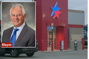 $1.82 billion Powerball jackpot winner identified as brother of Arkansas mayor Terry Hartwick