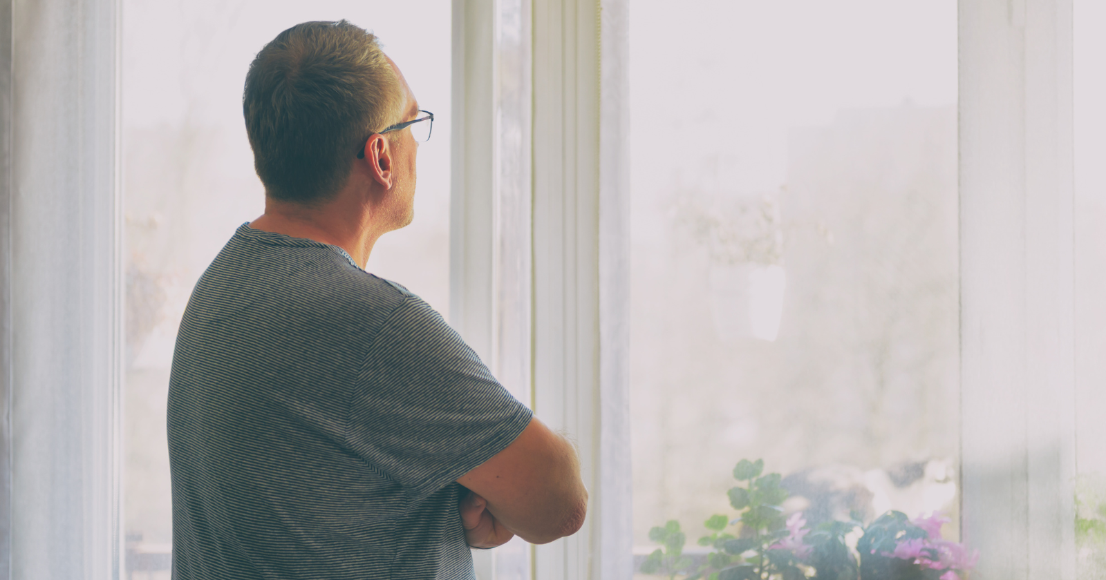 A psychologist from Brigham Young University studied 148 different studies involving 300,000 individuals in 2010 and discovered that long-term loneliness raises the risk of early death as much as smoking 15 cigarettes daily.