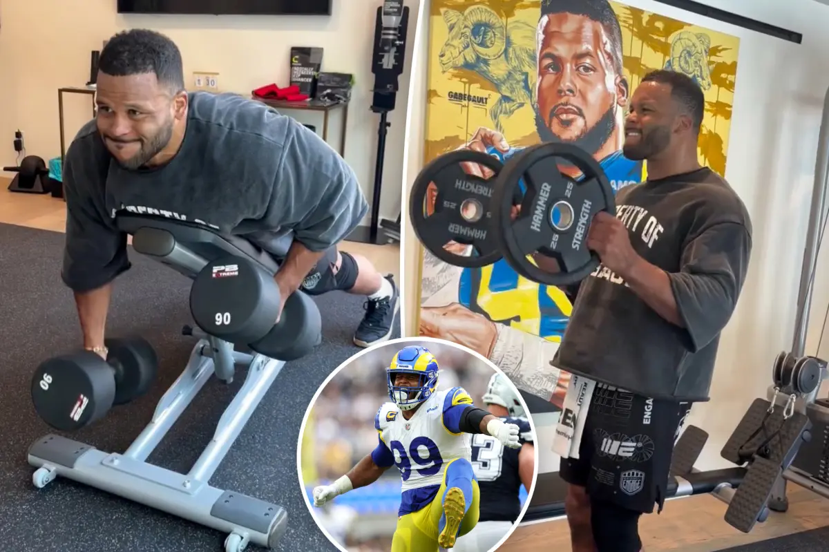 Aaron Donald is close to returning to the Rams after a workout video is released.