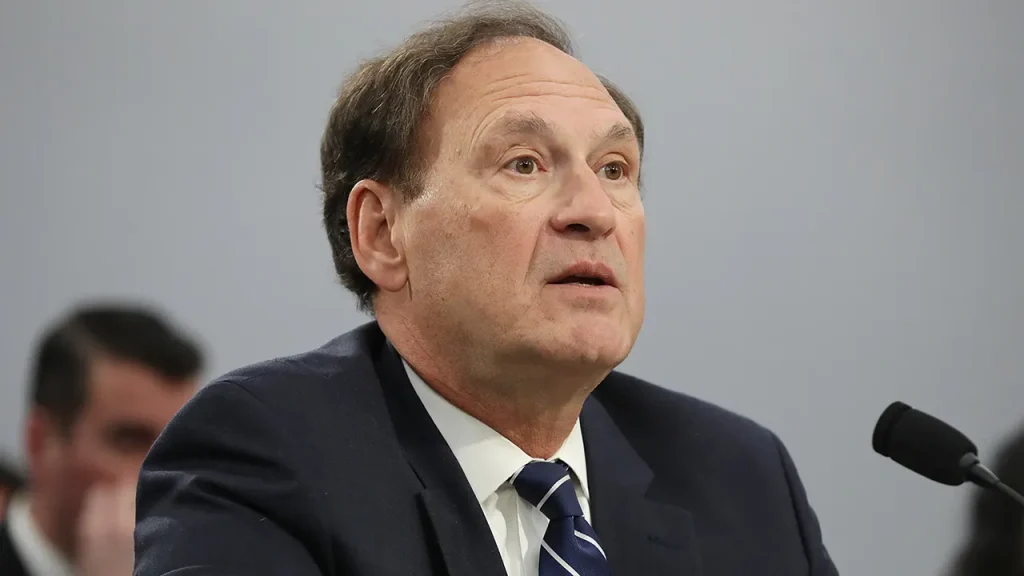Alito cautions that the decision on birthright citizenship could threaten national security