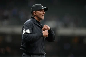 Controversial umpire C.B. Bucknor to step down after the 2026 MLB season