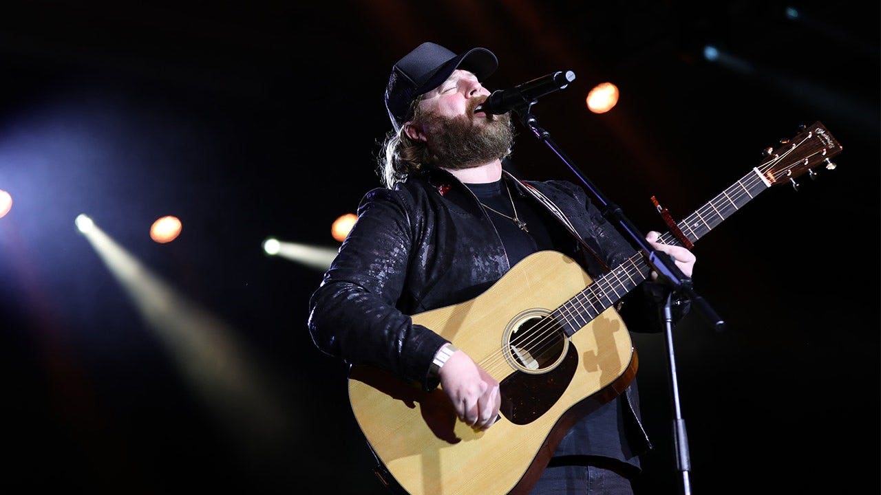 Country artist Nate Smith loses over 70 pounds and shares his new weight loss goal