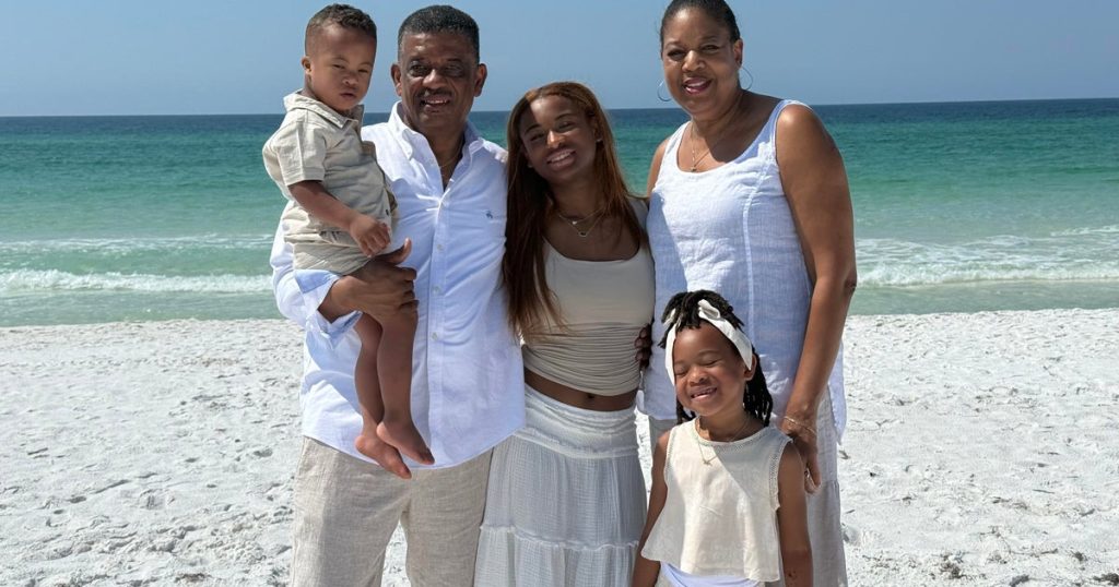 Dad in Texas discovers cancer after experiencing shoulder pain: "I was like, 'Wait, what?'"