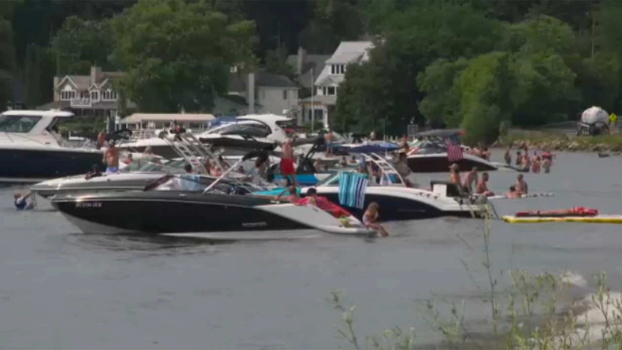 Emergency declared in Walworth County following storm that resulted in 3 deaths on Geneva Lake