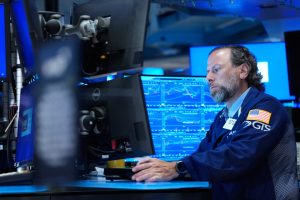 Gains in AI stocks boost US markets
