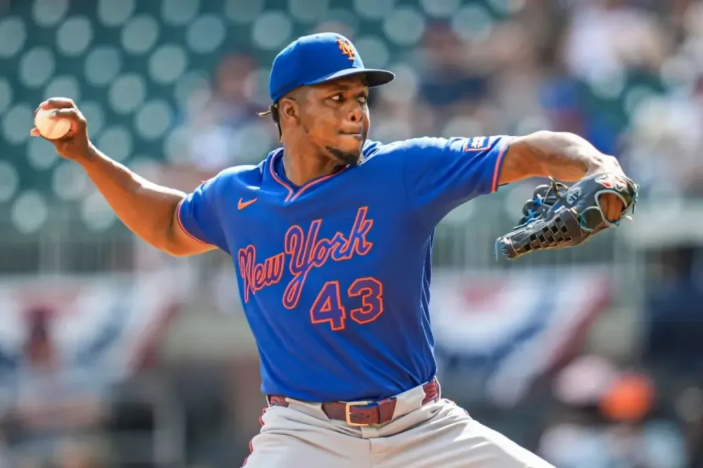 Huascar Brazoban's inactivity almost leads to trouble for Mets in his first appearance in over a week
