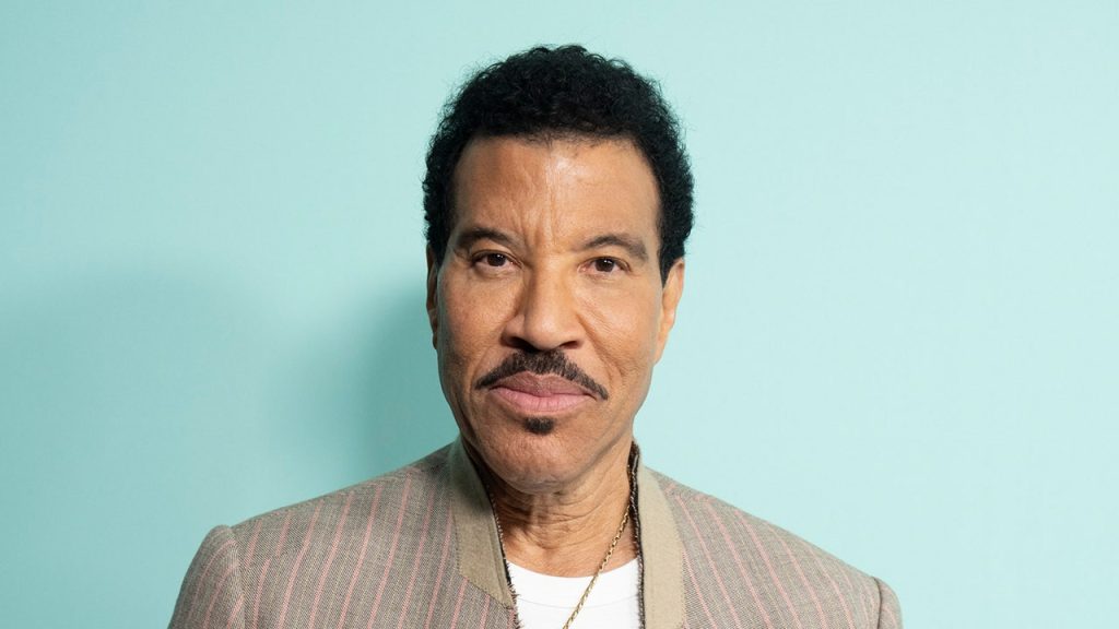 Lionel Richie expresses gratitude to fans following health issues and concert cancellations.