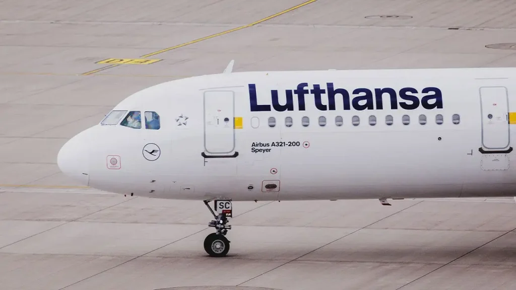 Lufthansa restricts fitness influencer due to her athletic attire, she states