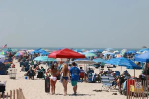 Possible shark attack at NY beach exposes swimmer's bone.