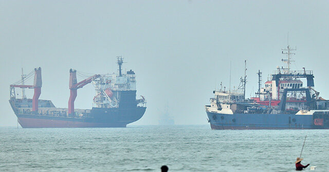 Qatar's Discussions with Iran End Without Progress on Strait of Hormuz