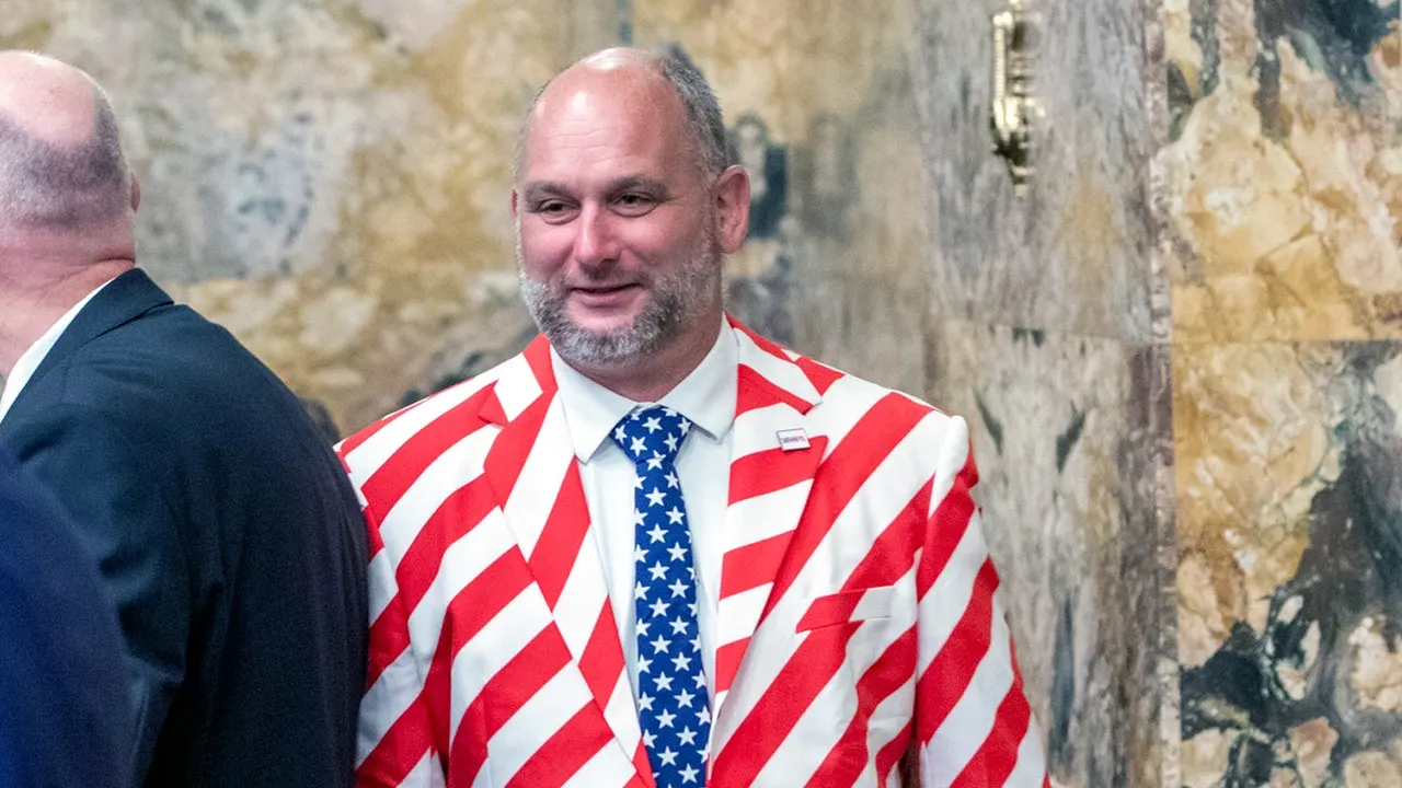 Republican representative removed from Pennsylvania State House for wearing patriotic suit