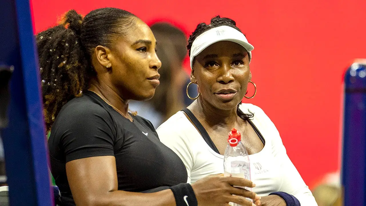 Serena Williams pulls out of Wimbledon doubles due to knee injury
