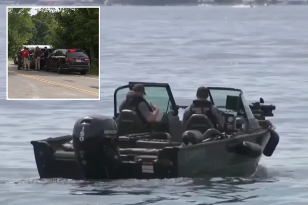 Storm causes the deaths of 3 capsized boaters while police save 7 in a popular tourist area in Wisconsin