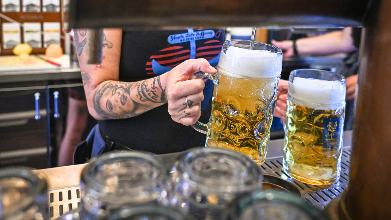 Tariffs on Mexican beer by Trump may endanger jobs in the US, according to a report.