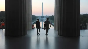 Trump declares success against algae at Lincoln Memorial Reflecting Pool