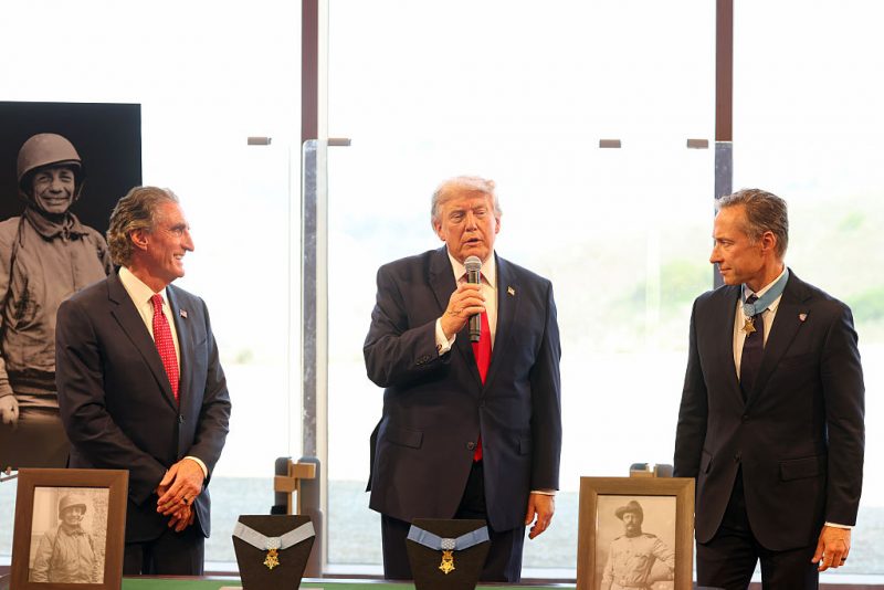 Trump unites the Medals of Honor awarded to Theodore Roosevelt and Theodore Roosevelt Jr. for the first time