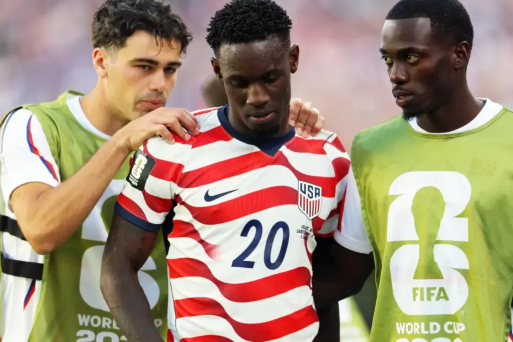 USMNT unable to challenge Folarin Balogun's disputed red card.