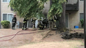 Video shows apartment explosion while firefighters evacuate in Washington state