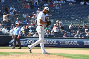 Yankees' Camilo Doval struggles again with issues in the late innings