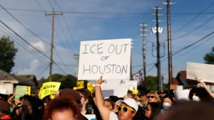 Agents involved in deadly Houston shooting did not have body cameras on.