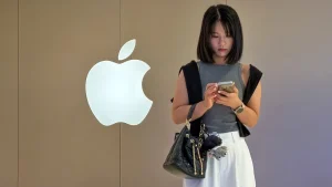 Apple launches iOS 26.5.2 ahead of schedule to prevent quicker AI hacking risks