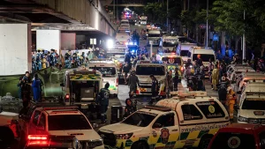 At least 27 people have died after a large fire swept through a pub in Bangkok.